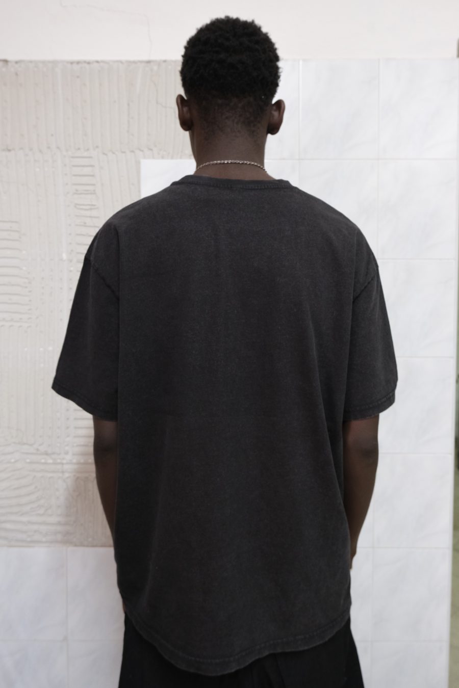 T-Shirt Slavata Nera - immagine 2